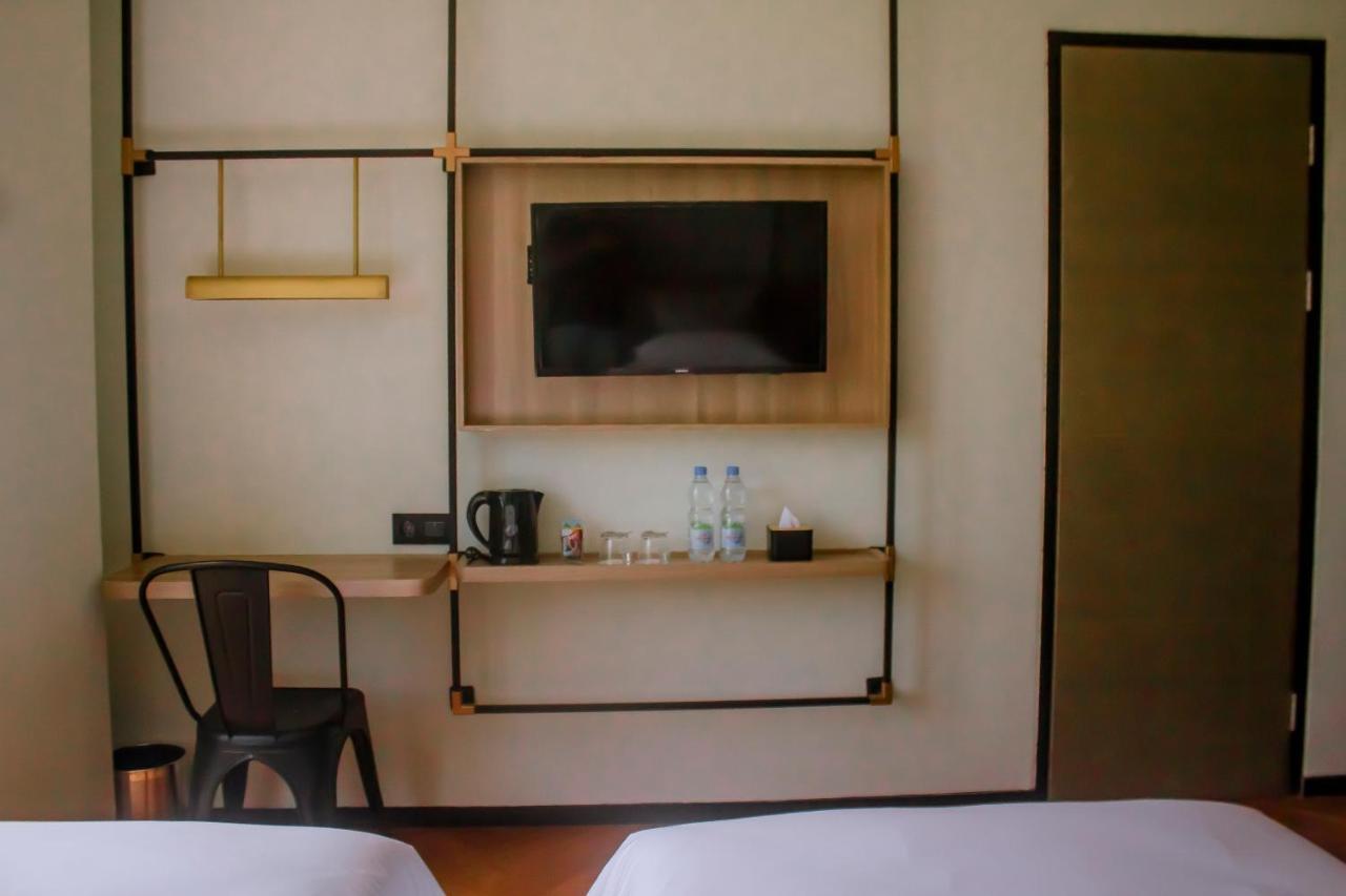 Gaia Hotel Тернате Екстер'єр фото