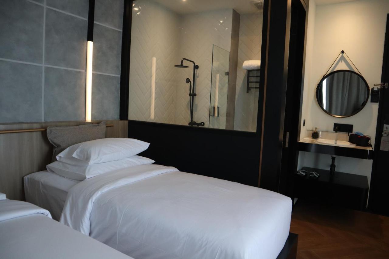 Gaia Hotel Тернате Екстер'єр фото