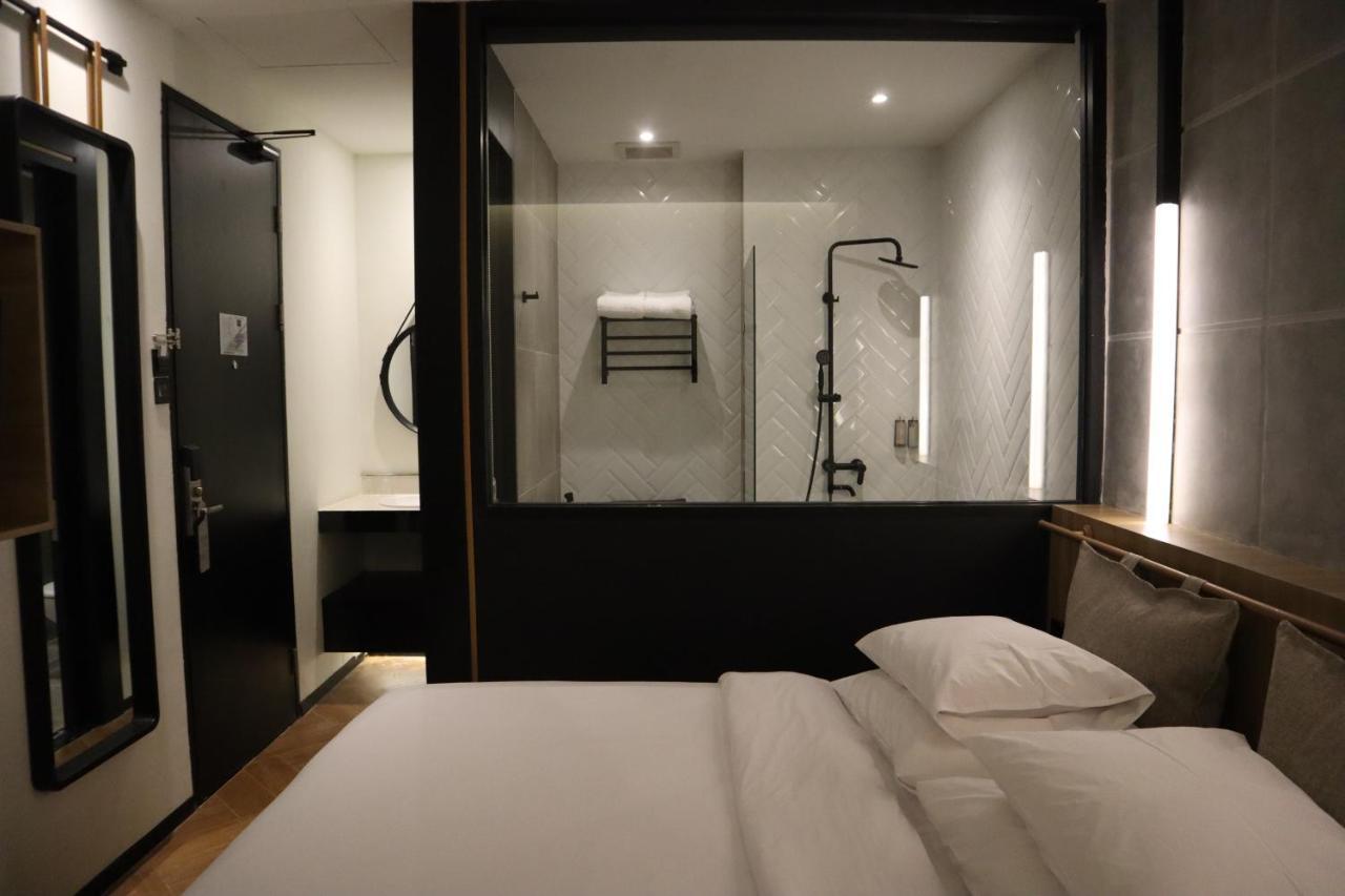Gaia Hotel Тернате Екстер'єр фото